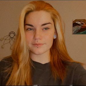 Meet your Posher, Maura